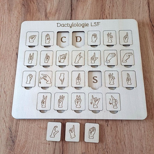 Plateau de jeu en bois de dactylologie LSF avec 26 jetons de l'alphabet signé