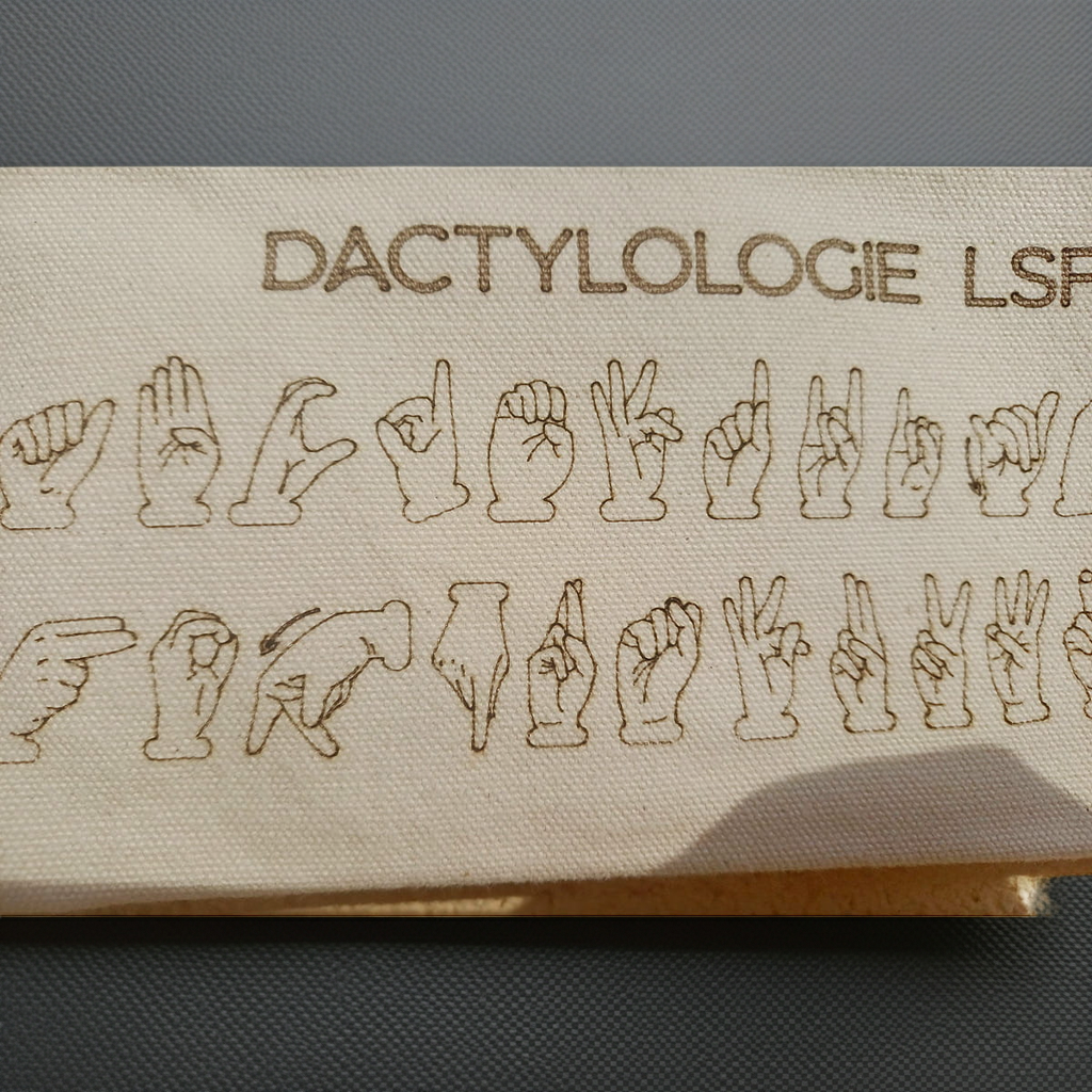 Trousse en coton gravée – Alphabet LSF | Dactylologie Langue des Signes Française