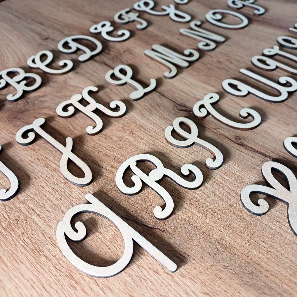 Alphabet Cursif en Bois Brut – Lot de 26 Lettres Majuscules