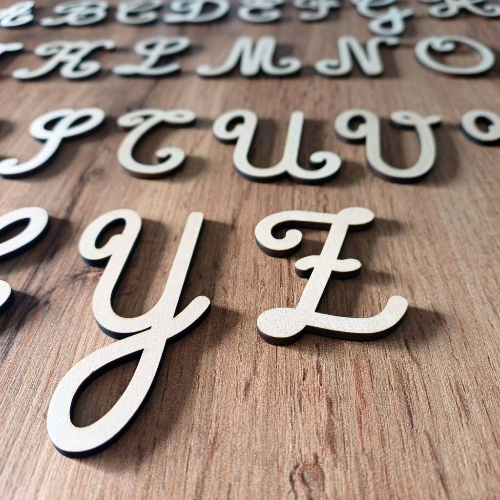 Alphabet Cursif en Bois Brut – Lot de 26 Lettres Majuscules