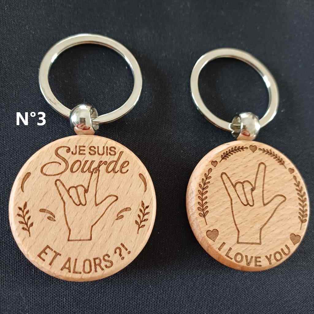 Porte-clés en bois Langue des Signes (LSF) – Gravure artisanale