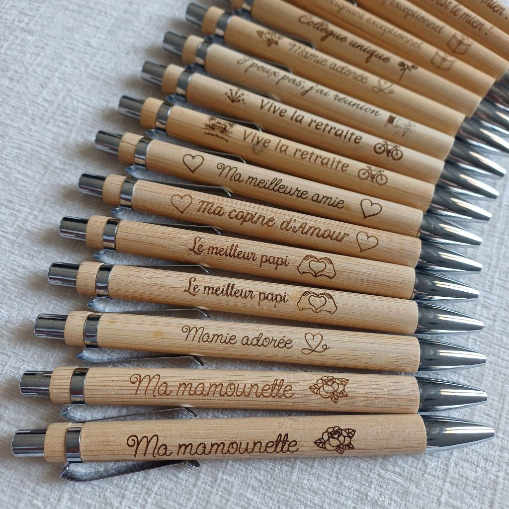 Stylo en bois gravé Mamie adorée